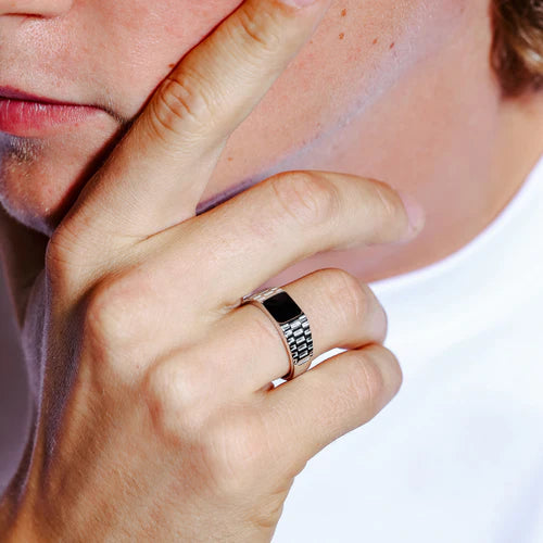 925 Sterling Silver Rhodium Plated Black Enamel Jubilee Design Shank Ring
