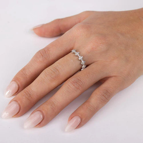 925 Sterling Silver Rhodium Plated Clover Band with Clear CZ Stones