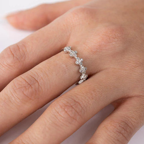 925 Sterling Silver Rhodium Plated Clover Band with Clear CZ Stones
