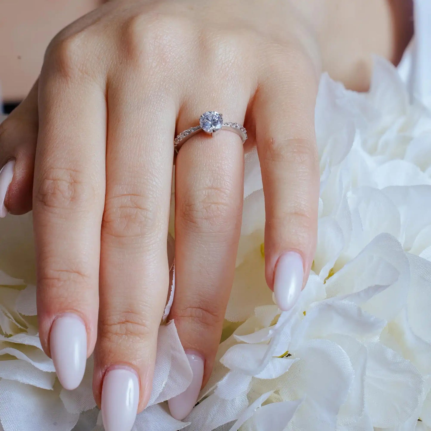 925 Sterling Silver Rhodium Plated Round Center Clear CZ Bridal Ring