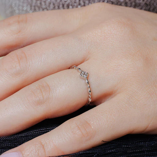 925 Sterling Silver Rhodium Plated Diamond Shape 4 Clear CZ Ring