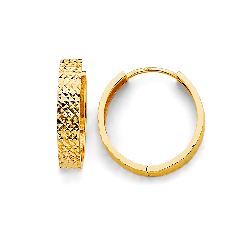 14K Yellow Gold Diamond-Cut Flat Hoop Earrings aprox 3/4" in diameter