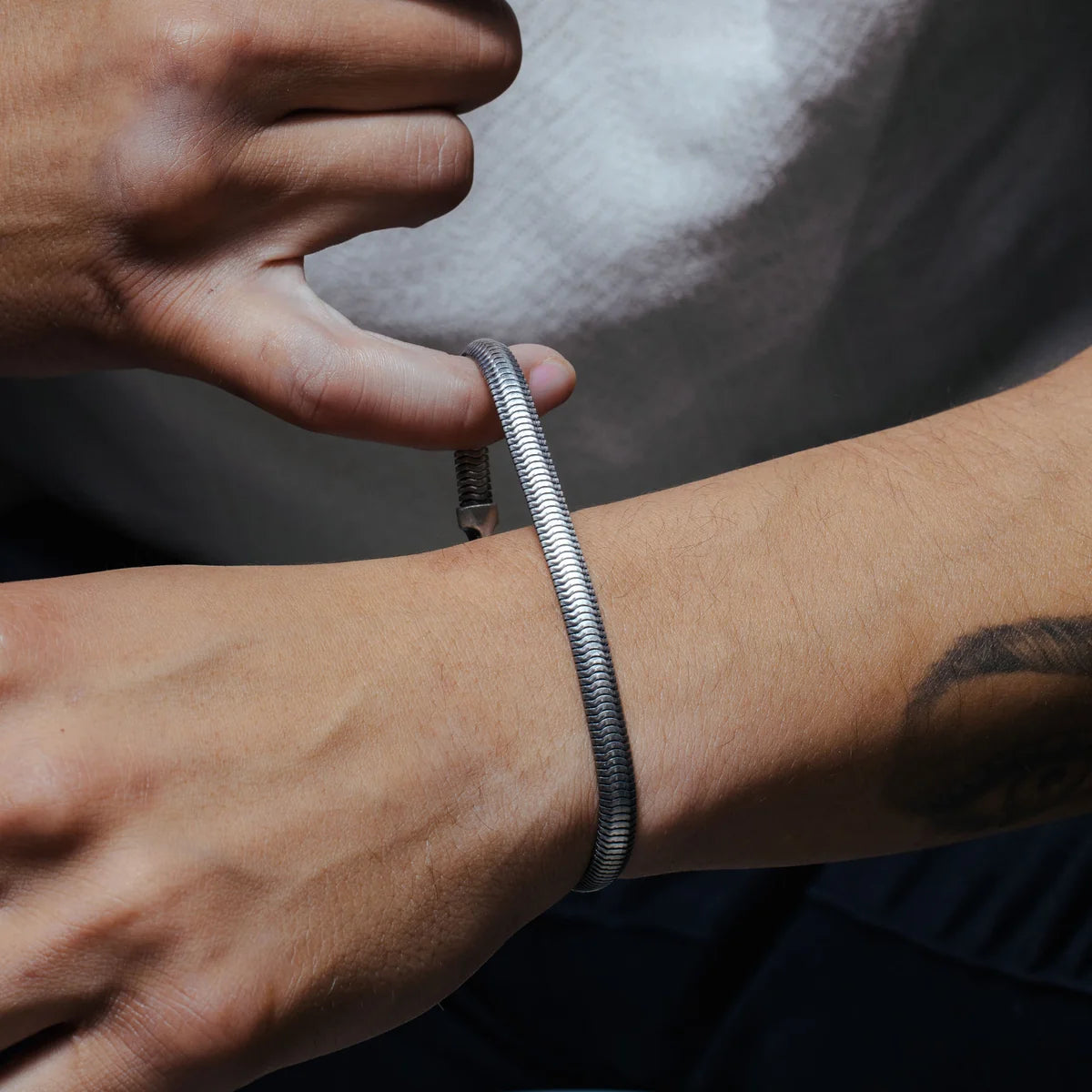 925 Sterling Silver Gun Metal Half Round Hollow Snake Bracelet 6.3mm