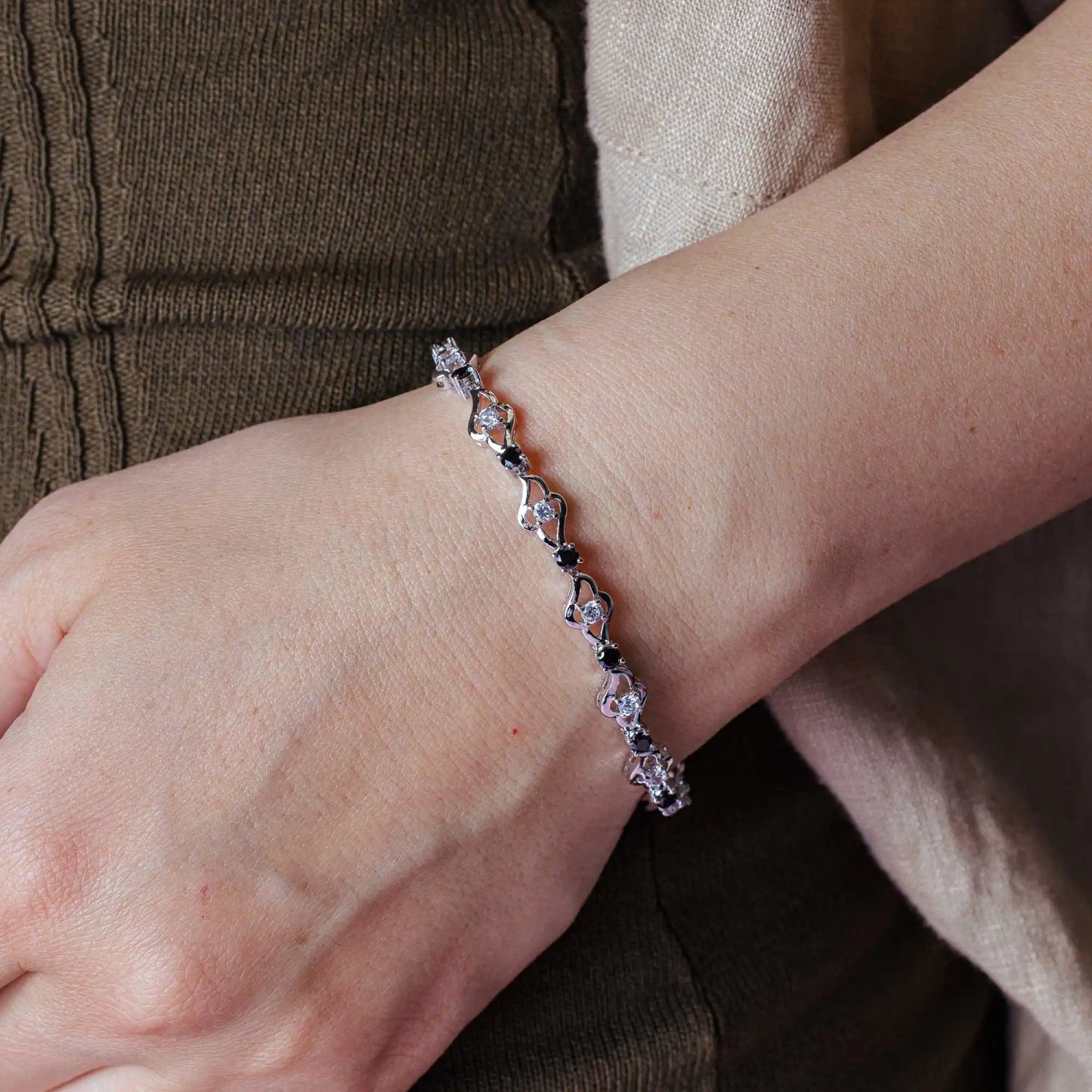 925 Sterling Silver Open Link Black CZ Bracelet