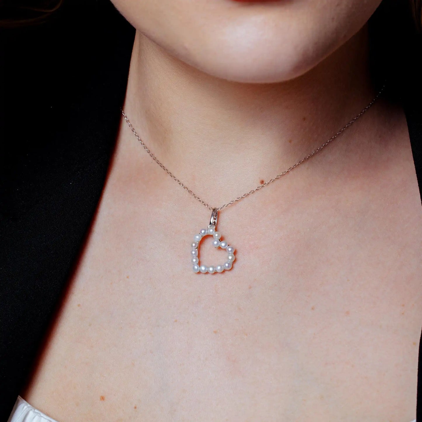 925 Sterling Silver Rhodium Plated Pearl Heart Necklace