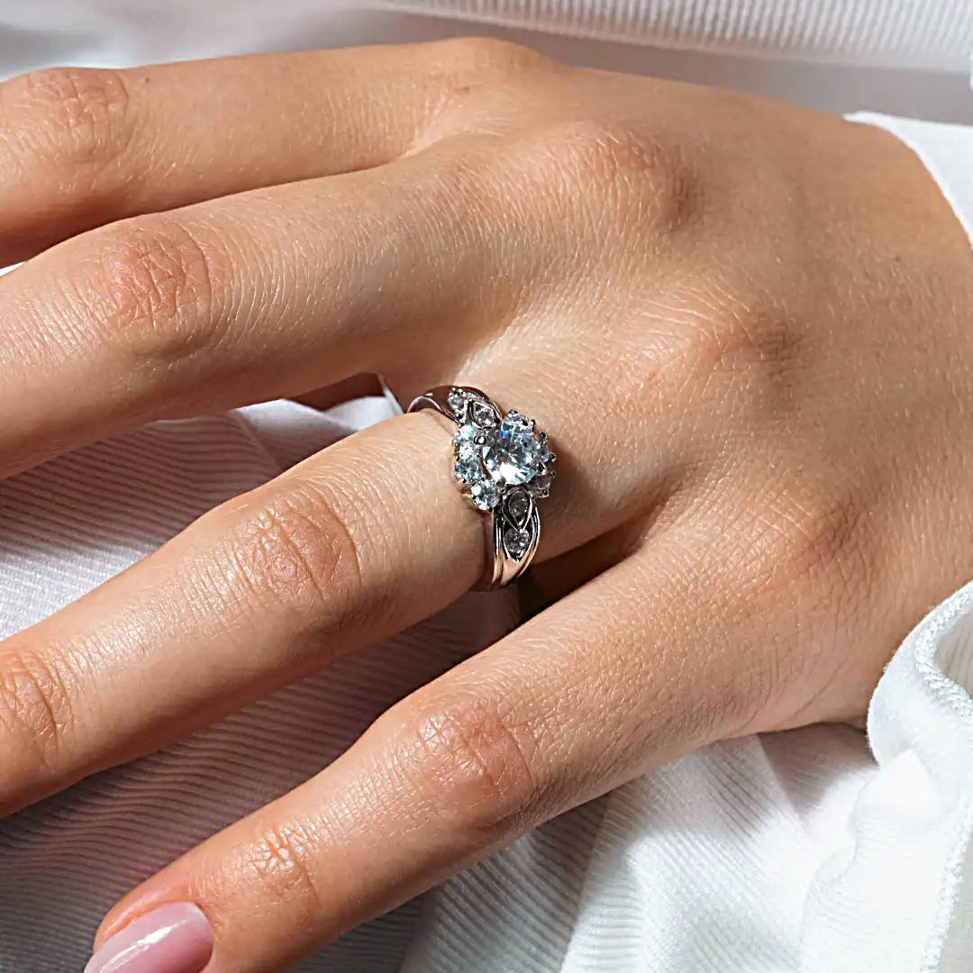 925 Sterling Silver Rhodium Plated Clear Center and Cluster CZ Flower Ring