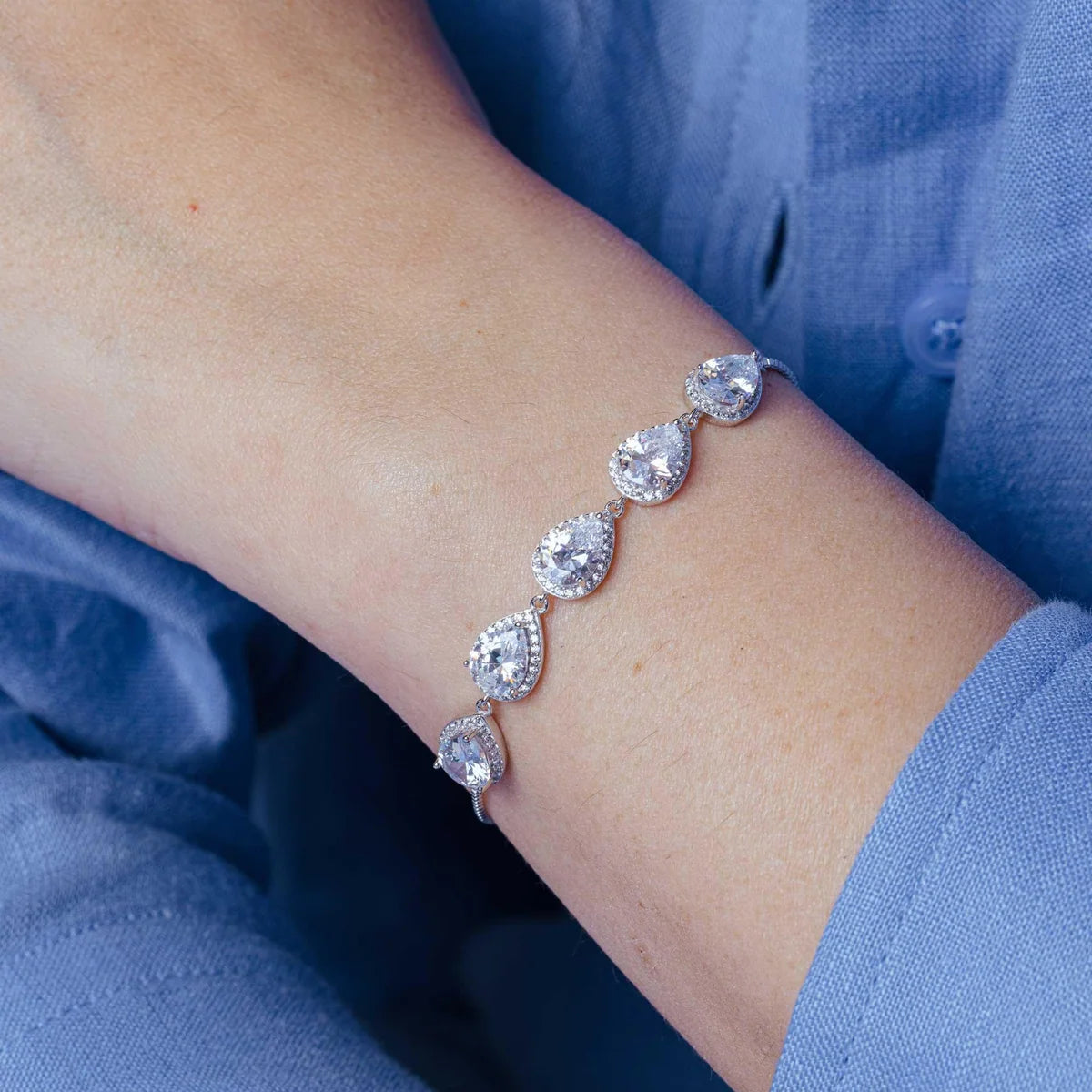 925 Sterling Silver Rhodium Plated 5 Micro Pave Colored Pear and Clear Round CZ Lariat Bracelet