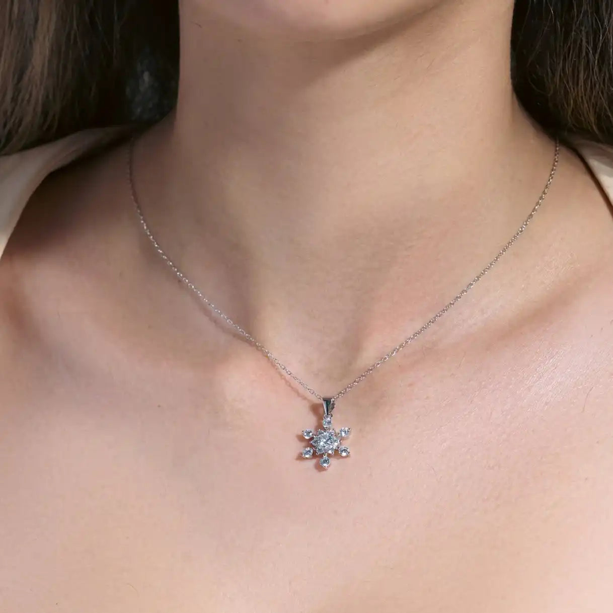 925 Sterling Silver Rhodium Plated Snow Flakes CZ Necklace