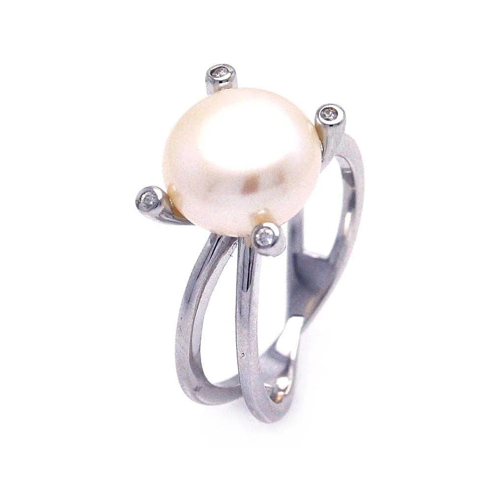 925 Silver Rhodium Plated Pearl Center CZ Ring