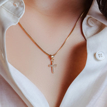 14 Karat Yellow Gold Crucifix Clear CZ Pendant