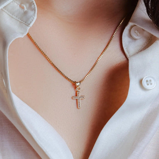 14 Karat Yellow Gold Crucifix Clear CZ Pendant
