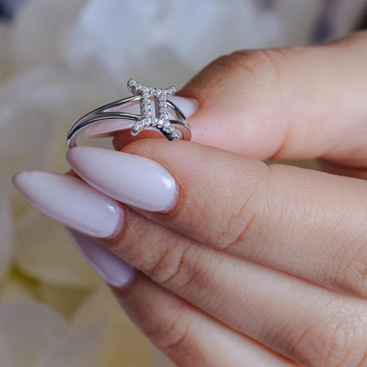925 Sterling Silver Rhodium Plated Gemini CZ Zodiac Sign Ring