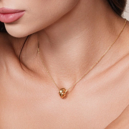 925 Sterling Silver Gold Plated Love Knot Pendant Necklace