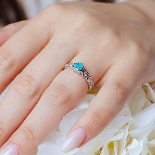 925 Sterling Silver Rhodium Plated Teal Center CZ Heart Ring
