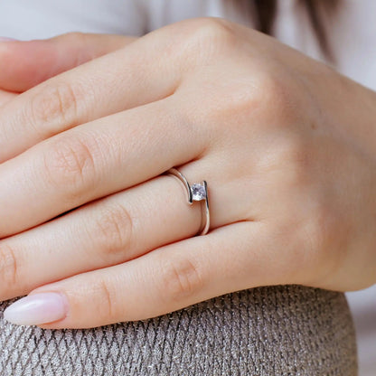 925 Sterling Silver Rhodium Plated Single CZ Plain Ring