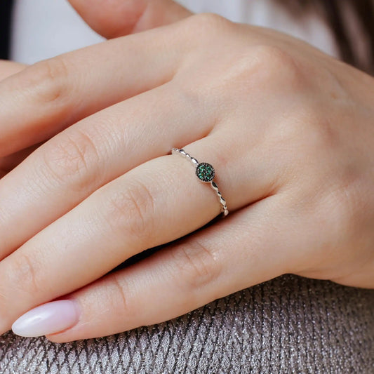 925 Sterling Silver Rhodium Plated Round Shape 4 Green CZ Ring