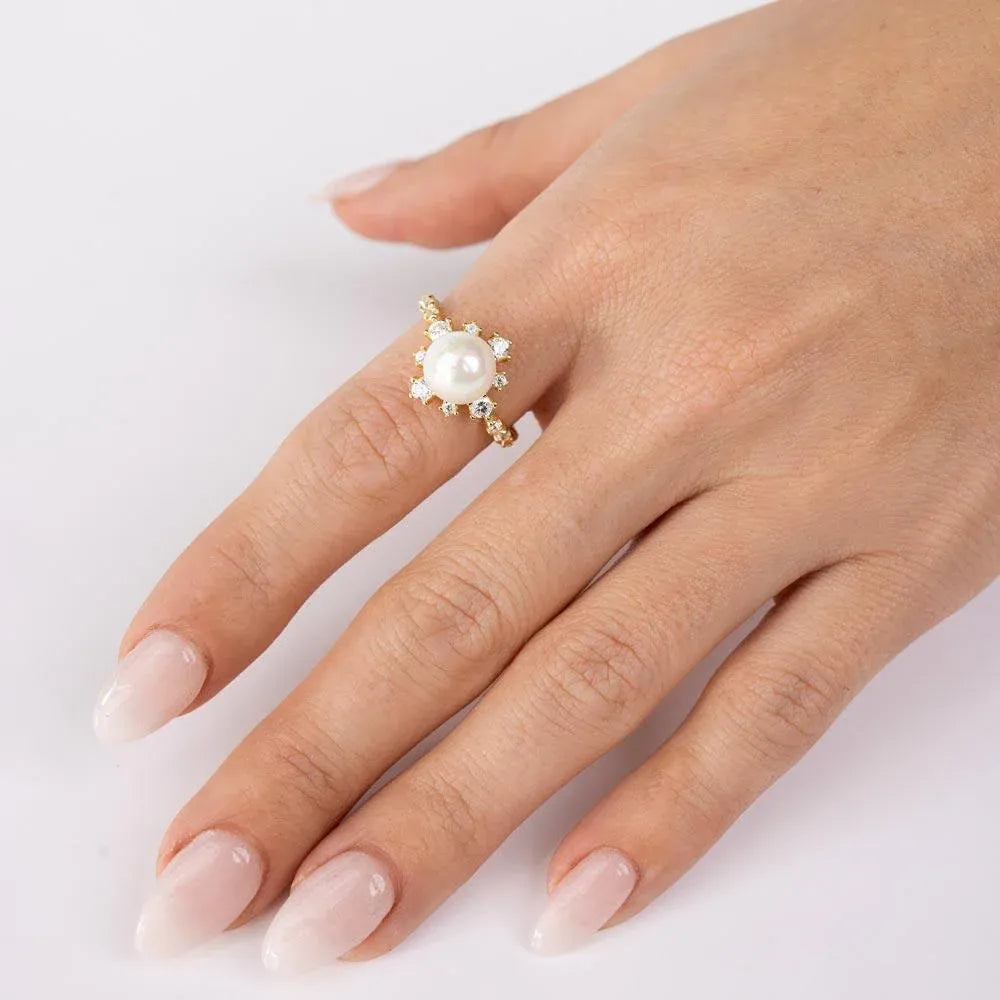 925 Sterling Silver Gold Plated White Pearl Flower Ring with CZ