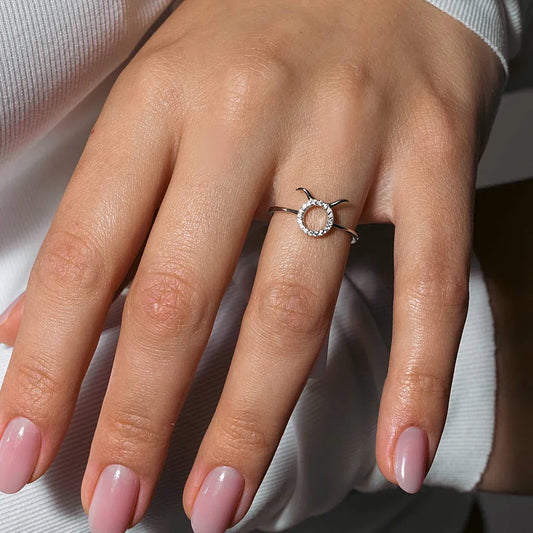 925 Sterling Silver Rhodium Plated Taurus CZ Zodiac Sign Ring