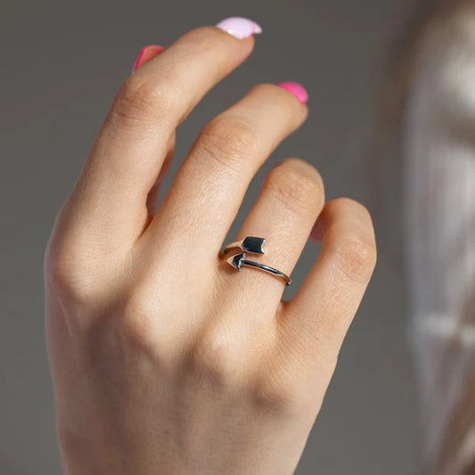 925 Sterling Silver Rhodium Plated Arrow Ring