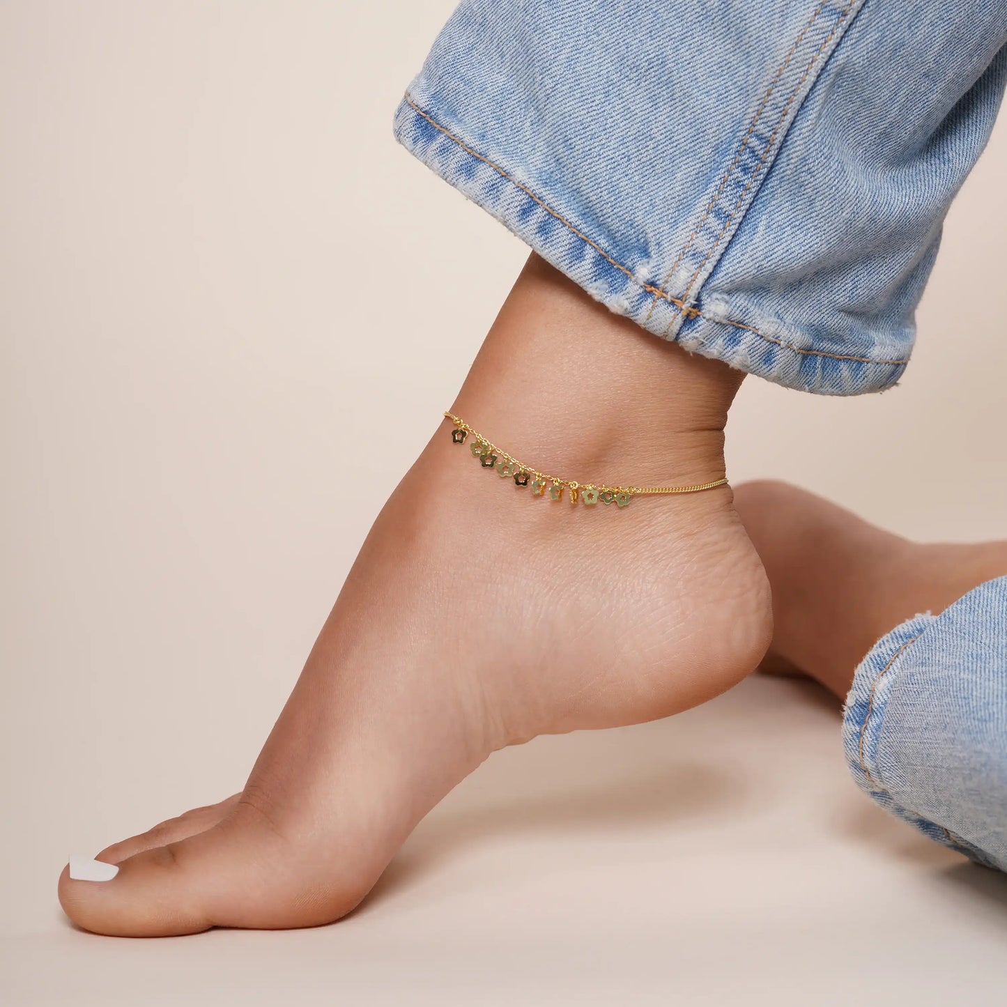 925 Sterling Silver Gold Plated Dangling Flower Anklets