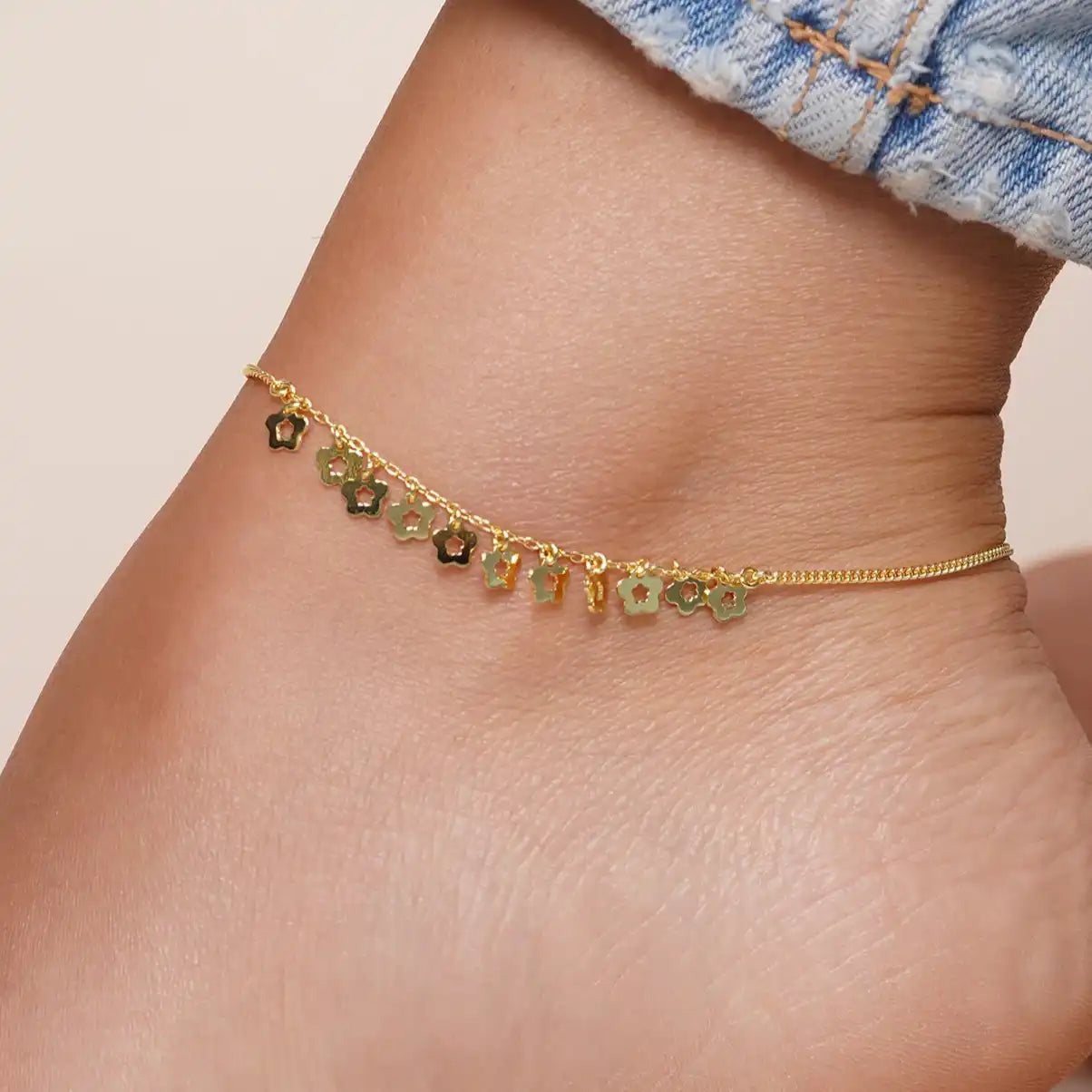 925 Sterling Silver Gold Plated Dangling Flower Anklets