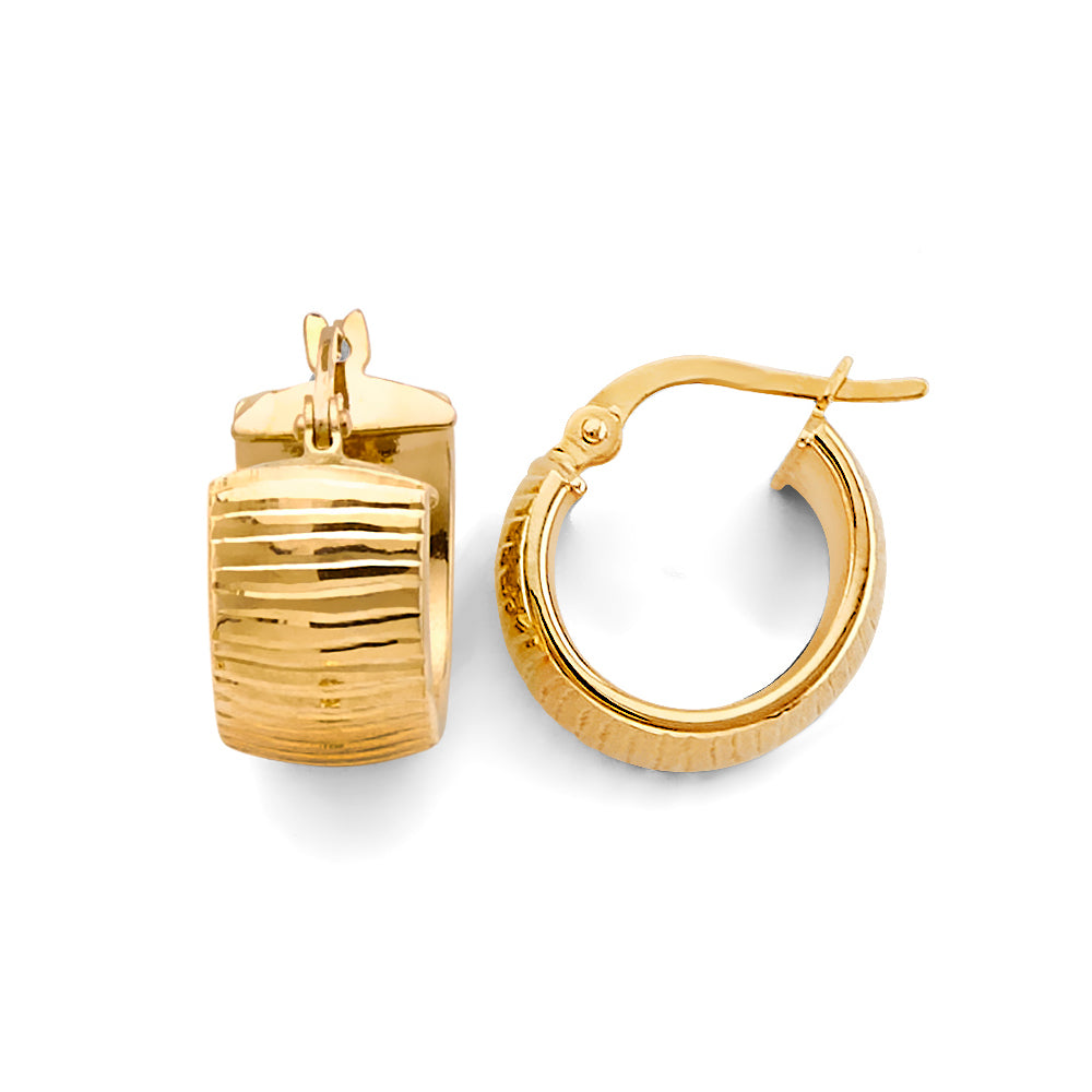 14K Yellow Gold Diamond-Cut Faceted Hoop Earrings aprox 1/2" in diameter
