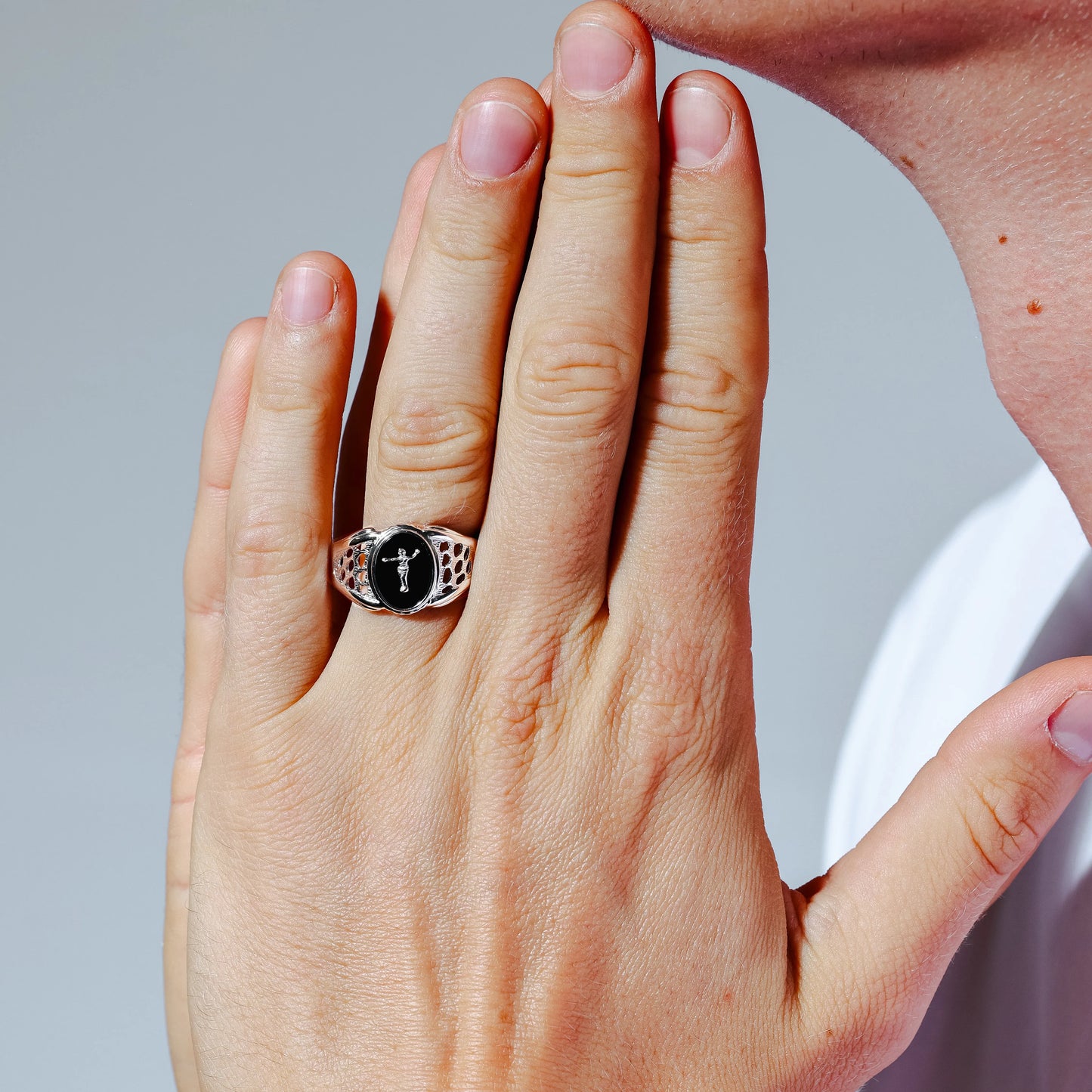 925 Sterling Silver Rhodium Plated Black Oval Body of Christ Ring