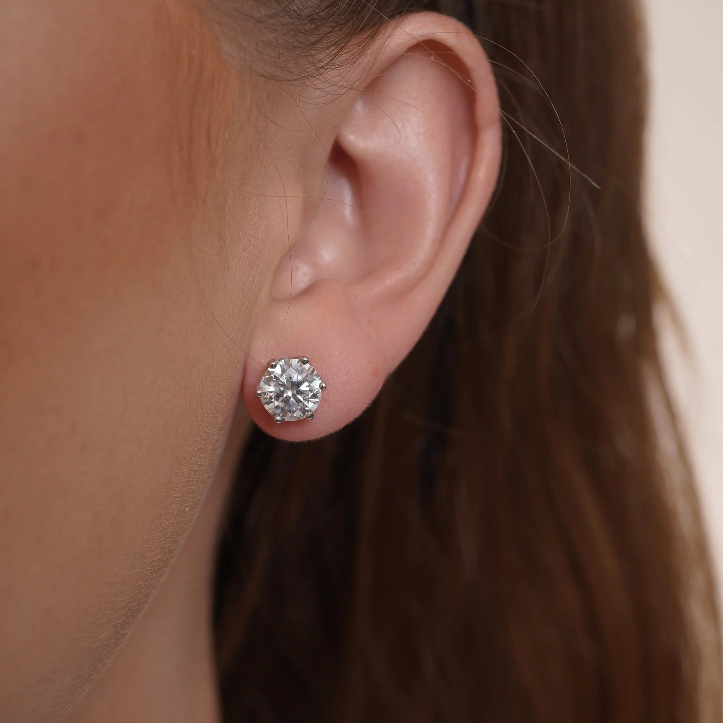 925 Sterling Silver Rhodium Plated Round Moissanite 8.5mm Stud Earring