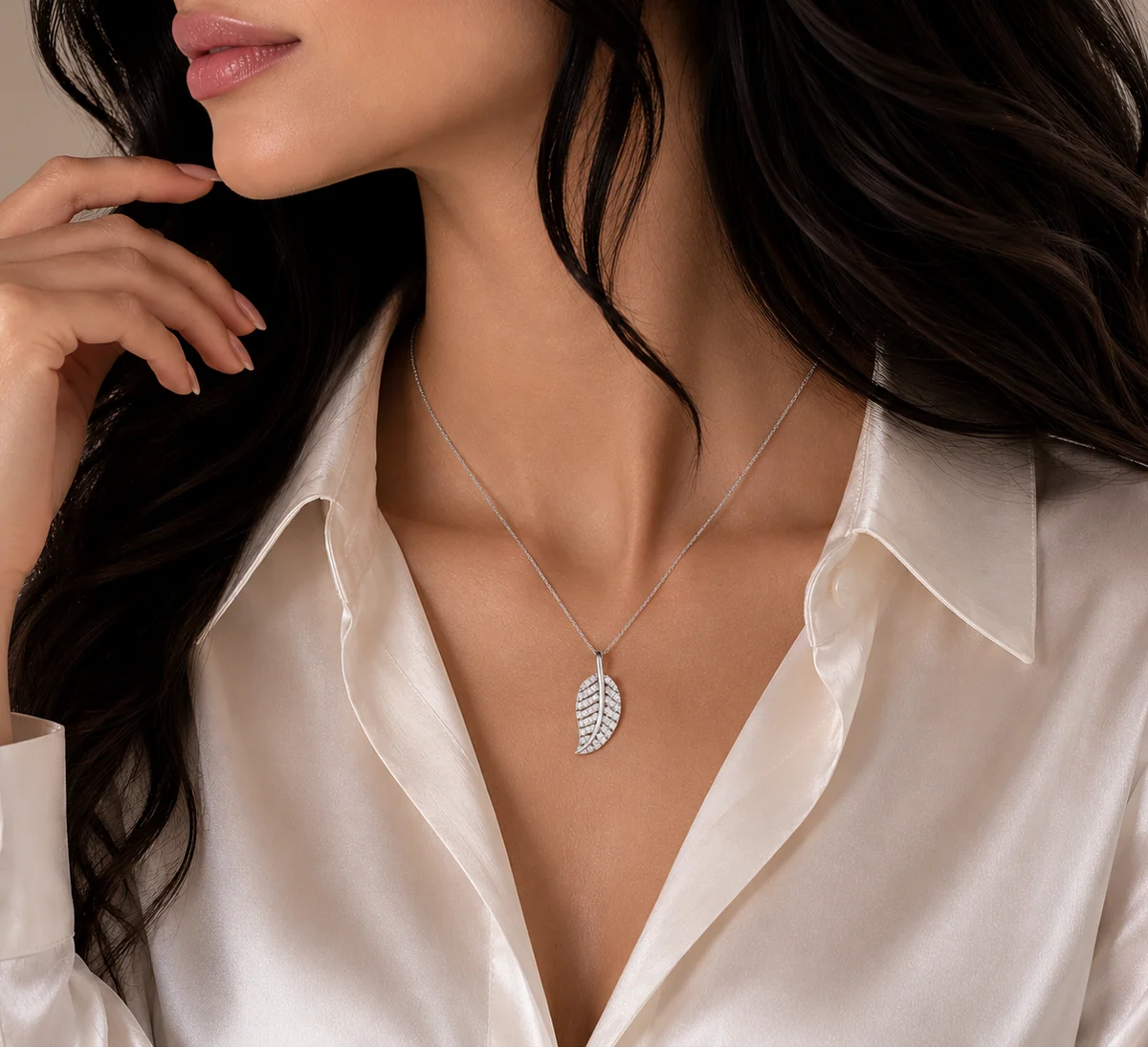 925 Sterling Silver Clearance-Rhodium PLated CZ Leaf Pendant Necklace