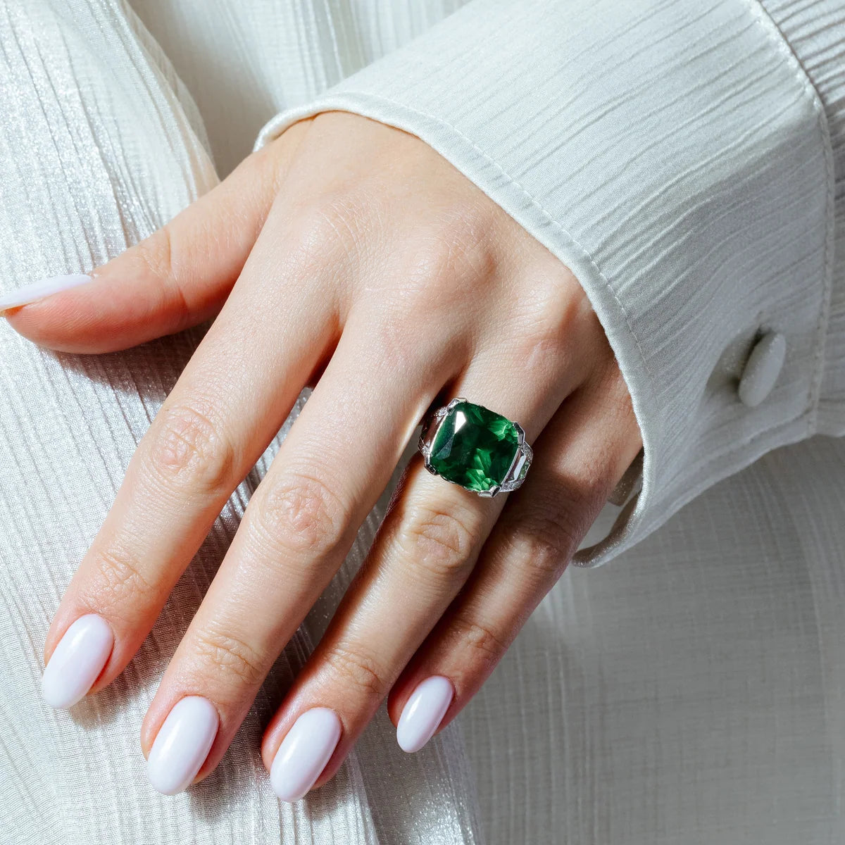 925 Silver Clearance - Rhodium Plated Green Square CZ Ring