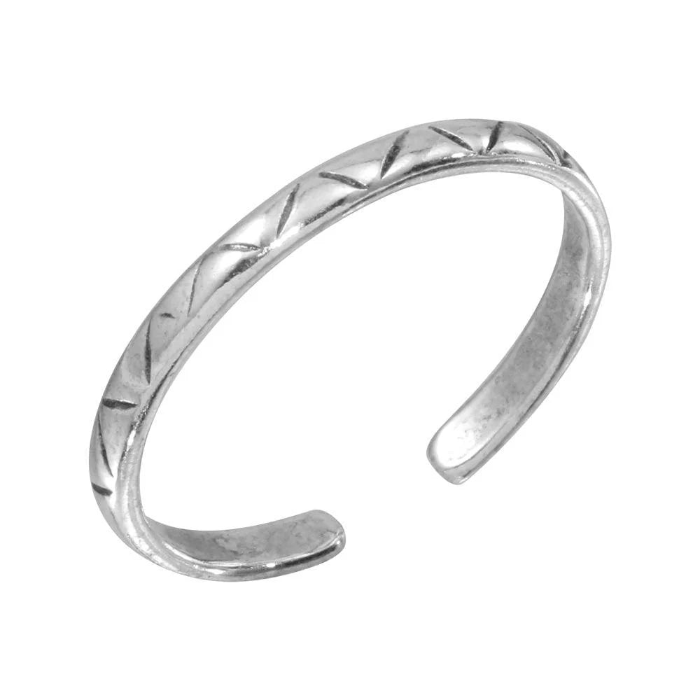 925 Silver Triangle Pattern Adjustable Toe Ring