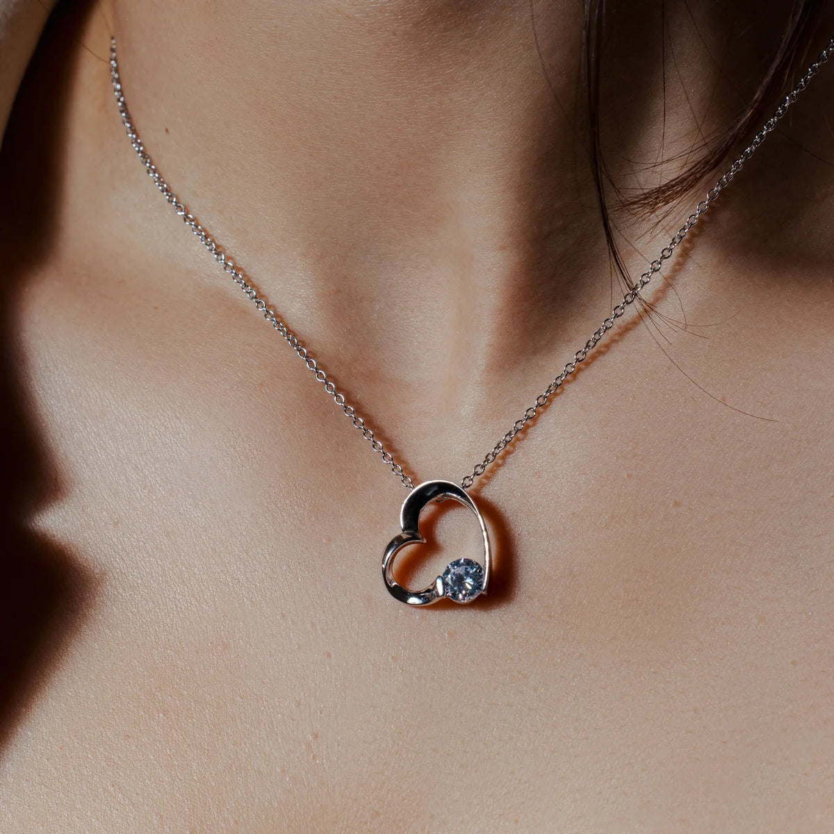 925 Silver Clear CZ Rhodium Plated Heart Pendant Necklace