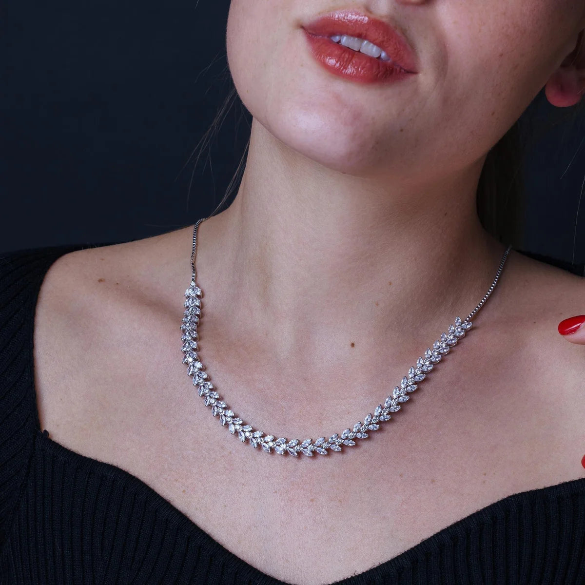 925 Sterling Silver Rhodium Plated Adjustable Leaf Link CZ Bridal Necklace