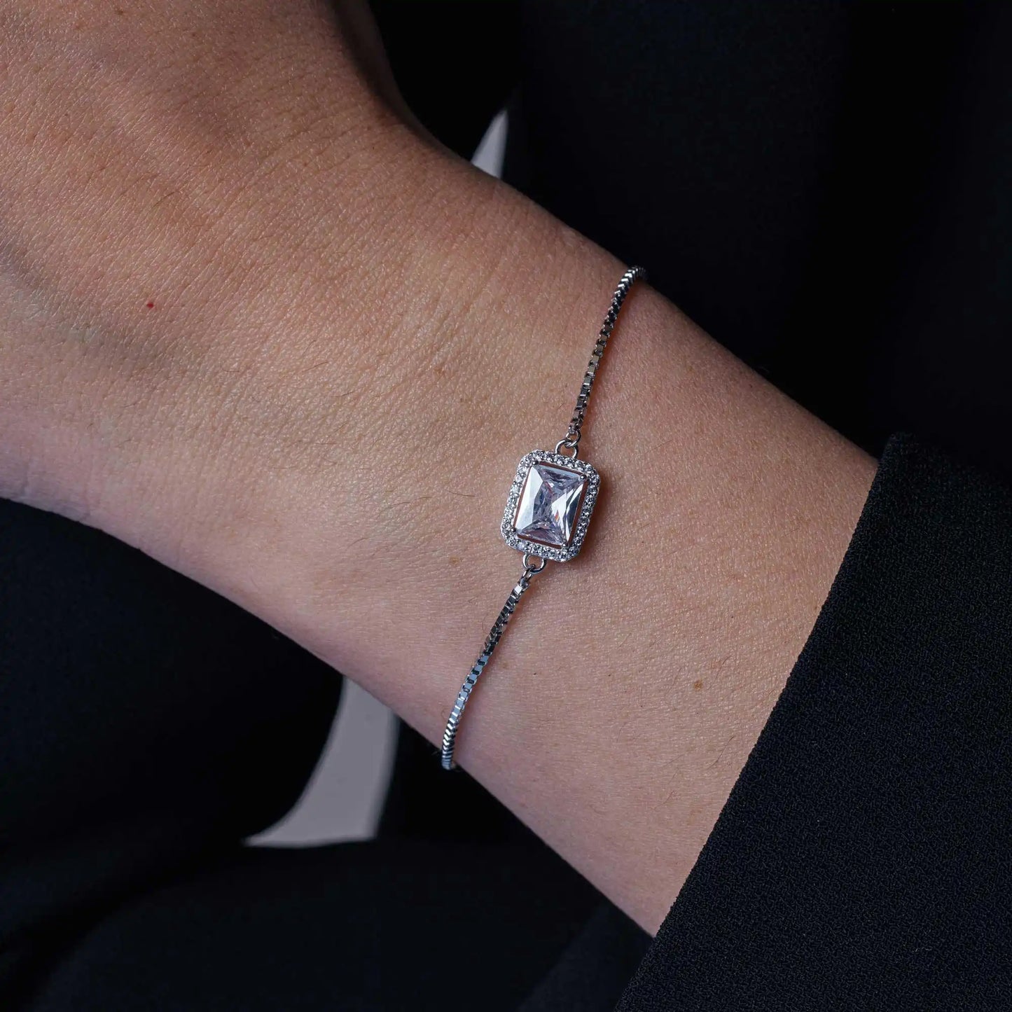 925 Sterling Silver Rhodium Plated Round Clear CZ Rectangle Adjustable Bracelet