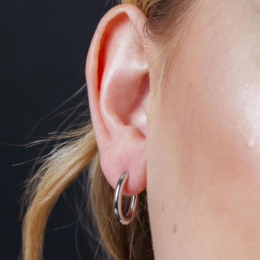 925 Sterling Silver Rhodium Plated Oval Hoop Earring